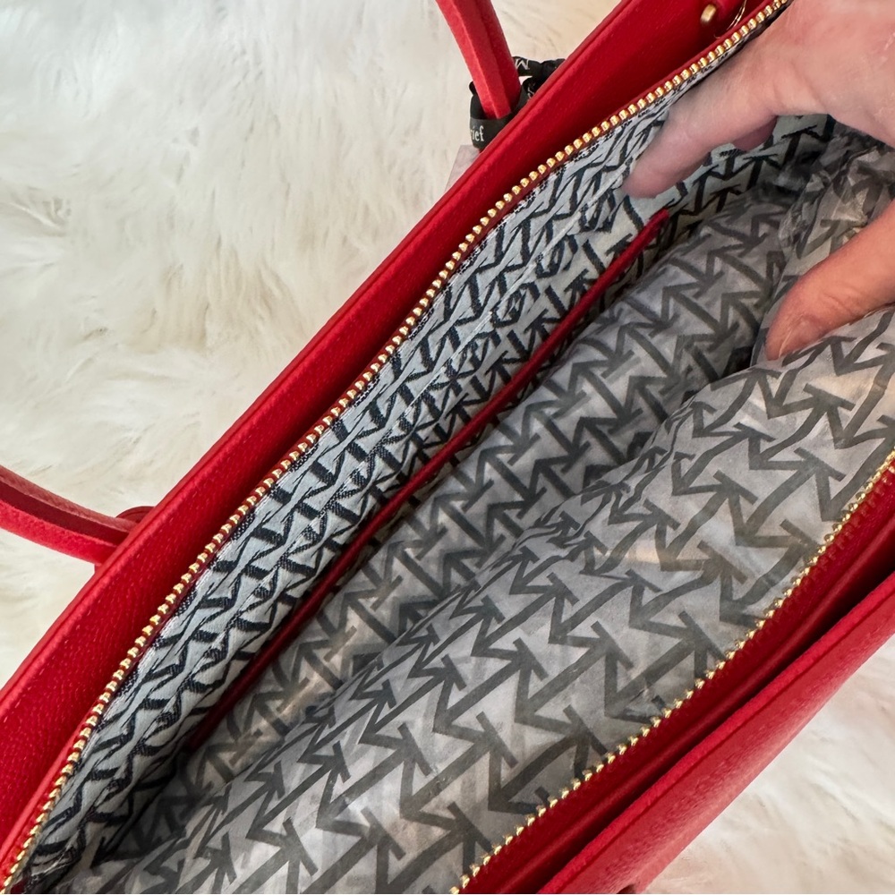 Moncrief Red Leather Tote Bag - Picture 13 of 14